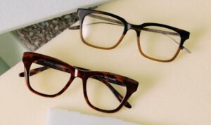 ideas para regalar el día del padre en Valencia - gafas de vista